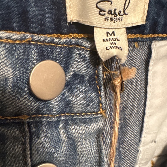 Very cool flare jeans size M with fabric bottom light weight - Picture 6 of 9